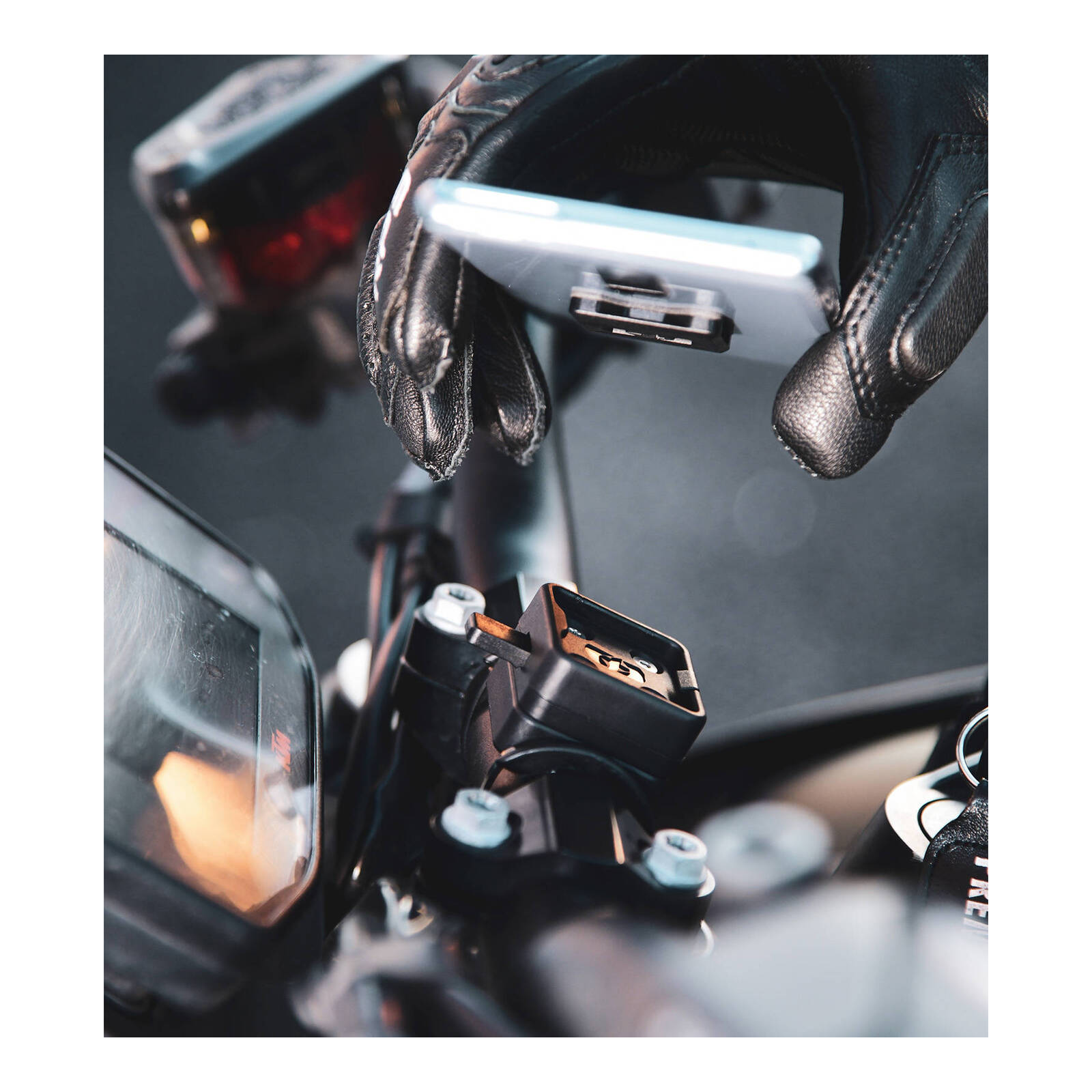 Oxford Cliqr 2x Spare Device Adaptors for Phone Mounts